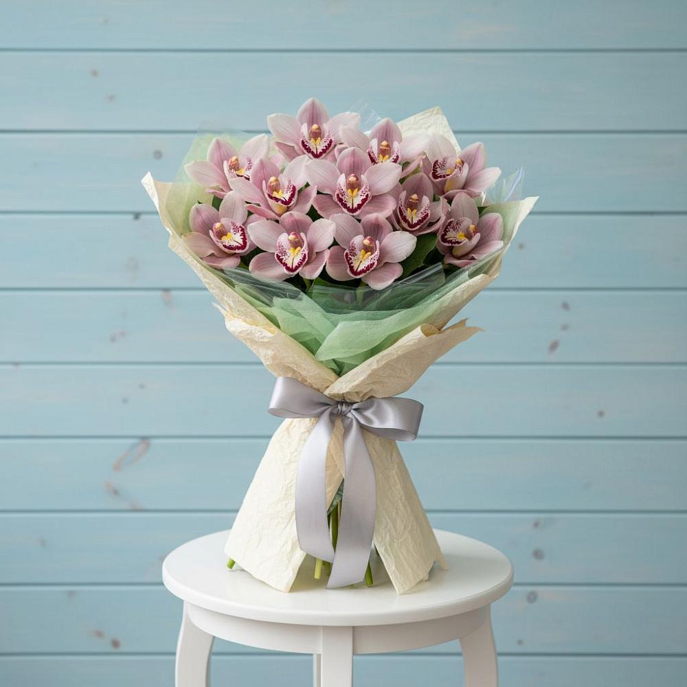 Букет цветов из: Орхидеи и Розы в Мраково Кугарчинский район