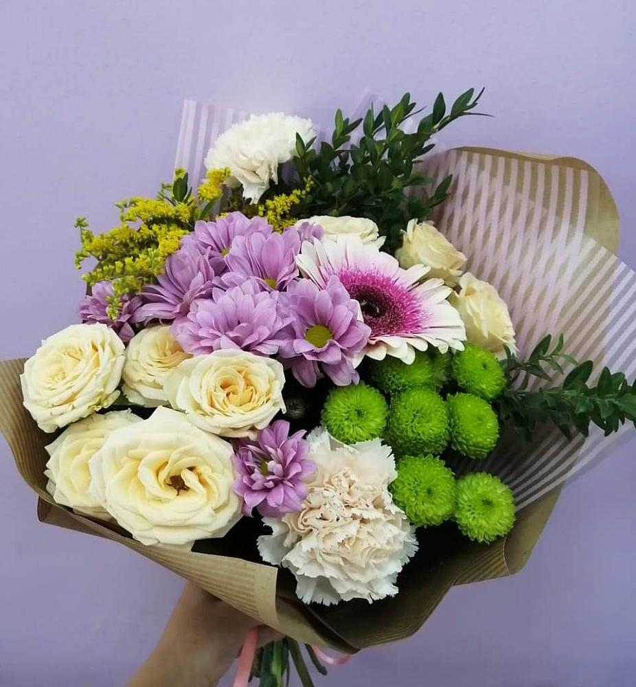 Букет цветов из: Хризантемы, Розы, Гвоздики и Герберы в Мраково Кугарчинский район